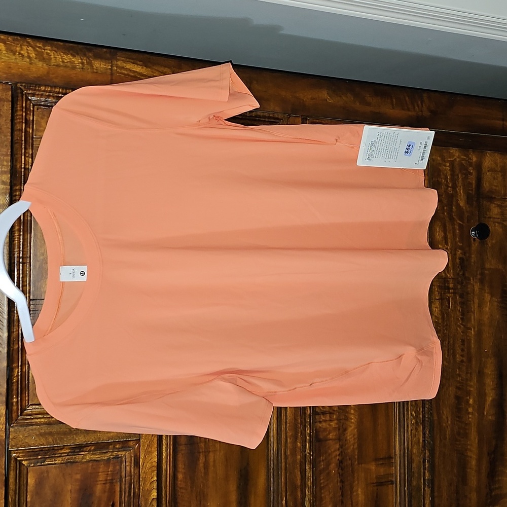 Lululemon Mesh Panelled Running Tshirt! Sz 8, Relaxed Fit, Hip Length